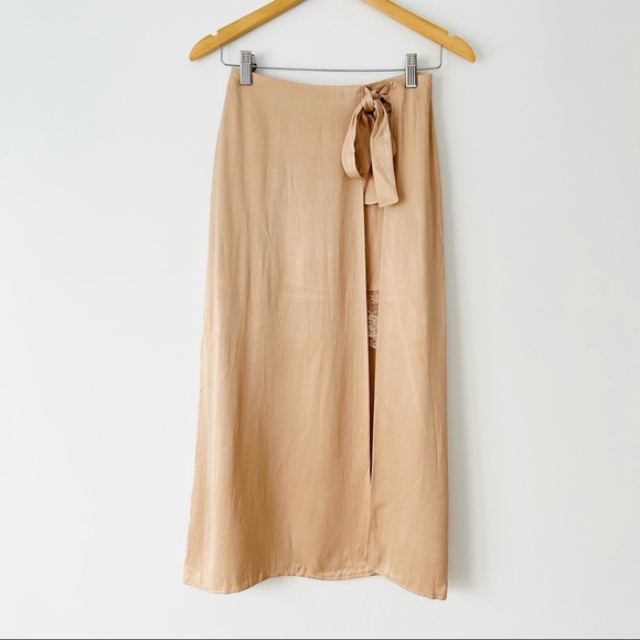 Zara Blush Satin Wrap Midi Skirt Lace Mini Lined - Picture 3 of 9